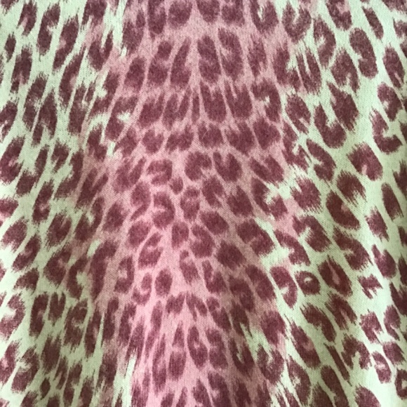 Marc Allan various shade of pinks and cream animal print sweater size S - Picture 6 of 8